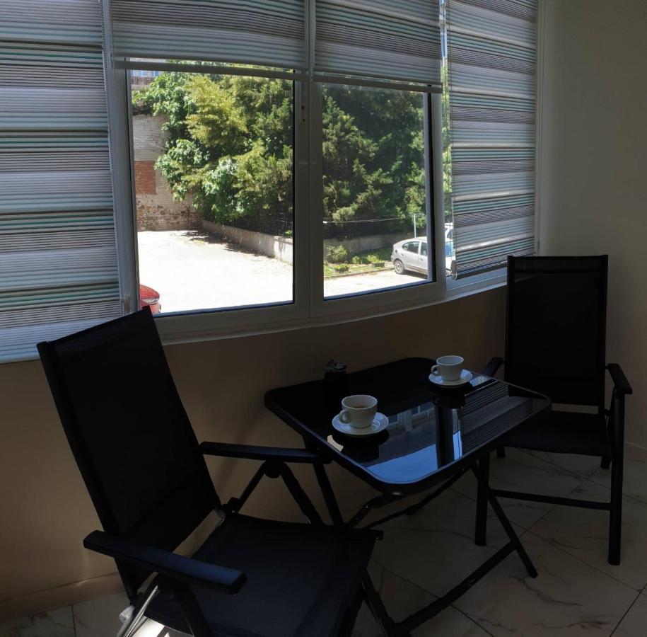 Apartment The Room Burgas City Exterior foto