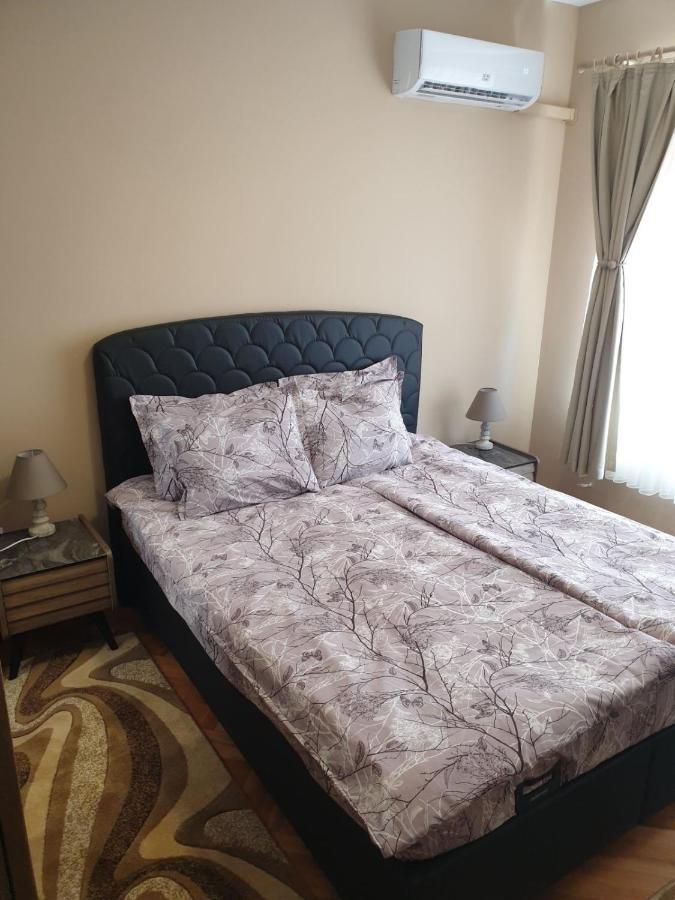 Apartment The Room Burgas City Exterior foto