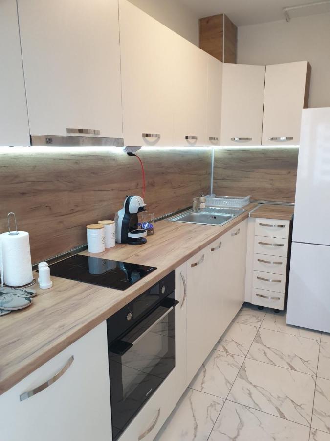 Apartment The Room Burgas City Exterior foto