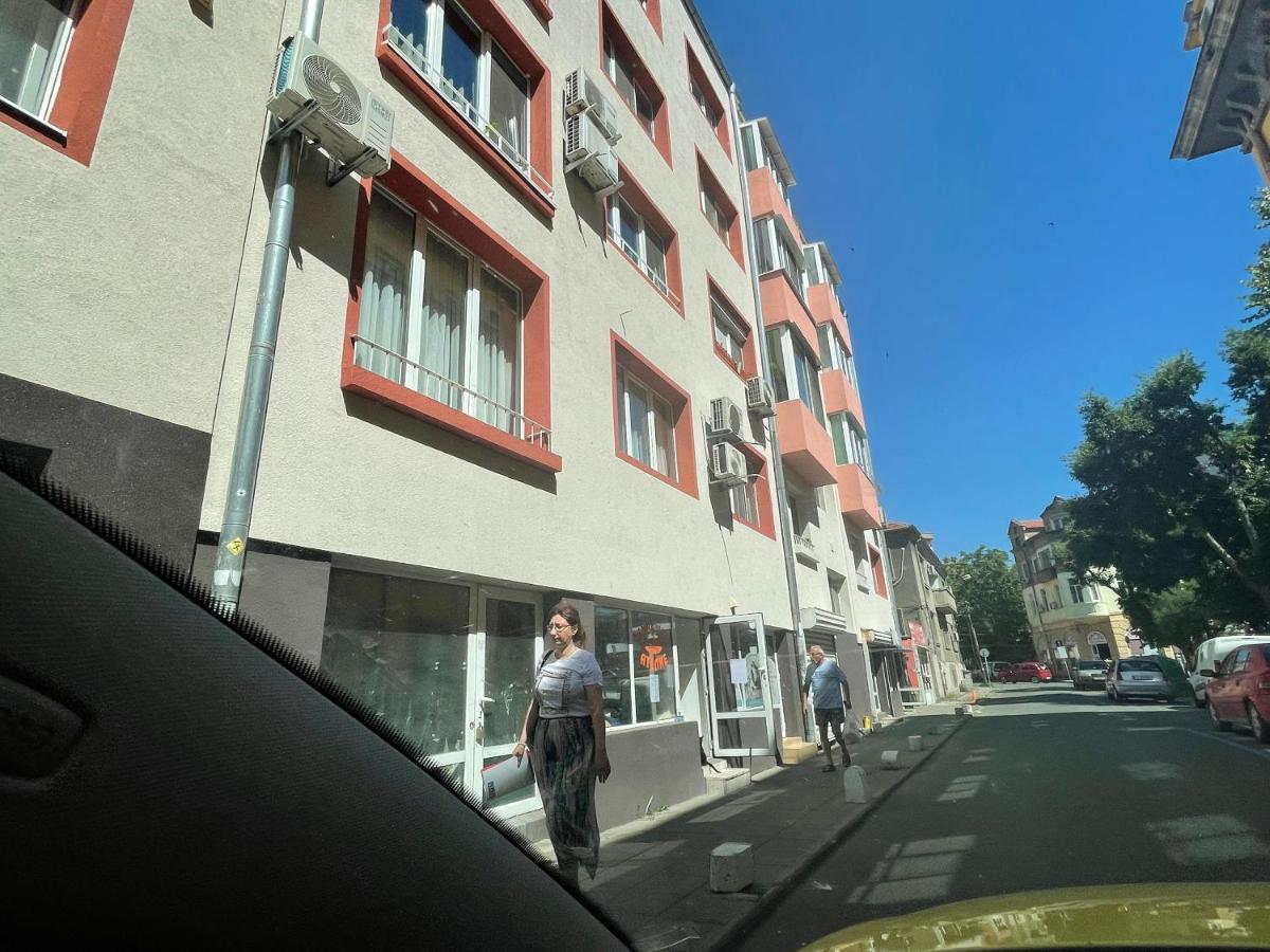 Apartment The Room Burgas City Exterior foto