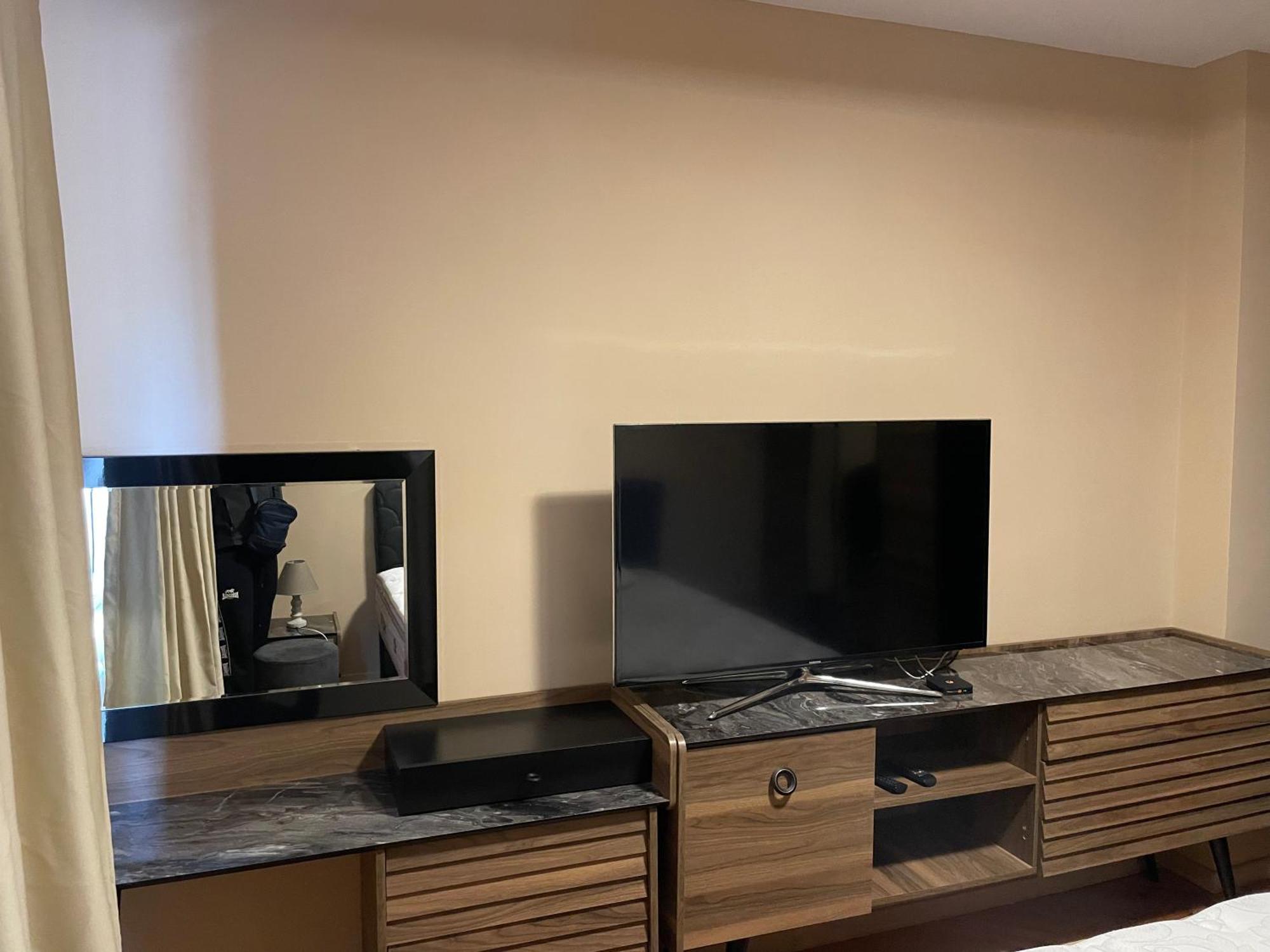 Apartment The Room Burgas City Exterior foto